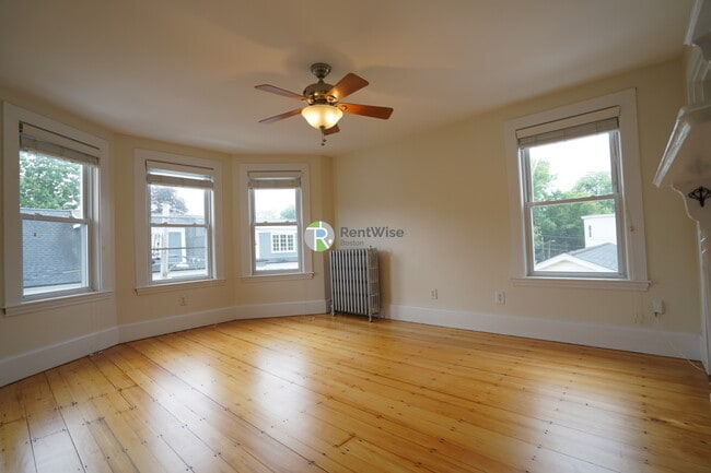 Building Photo - 21 Plainfield St