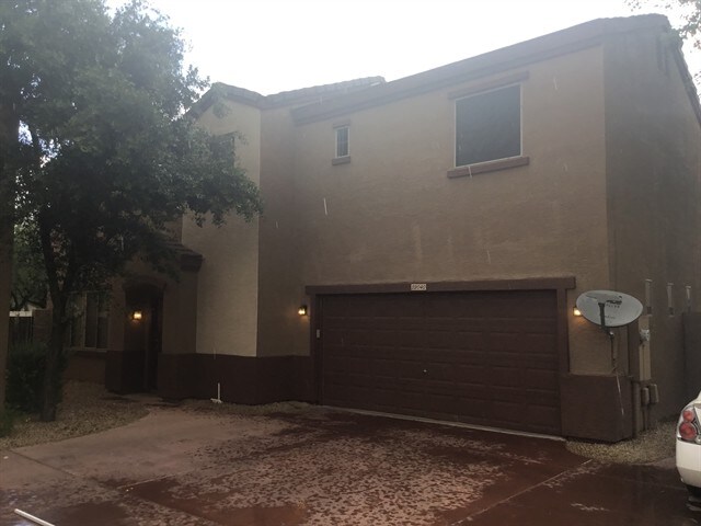 Building Photo - 22040 N 30th Lane