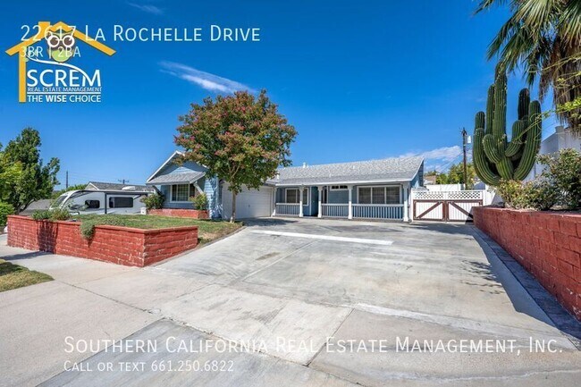 Building Photo - 22617 La Rochelle Dr