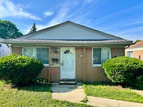 Building Photo - 8111 Timken Ave