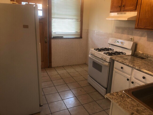 Building Photo - 4139 S Michigan Ave