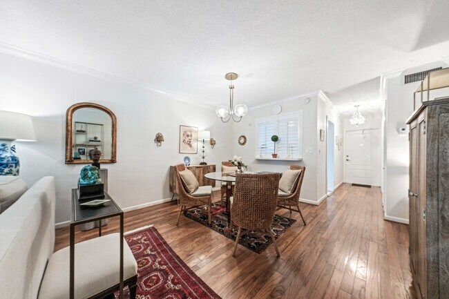 Building Photo - 1200 SW 12th Ct