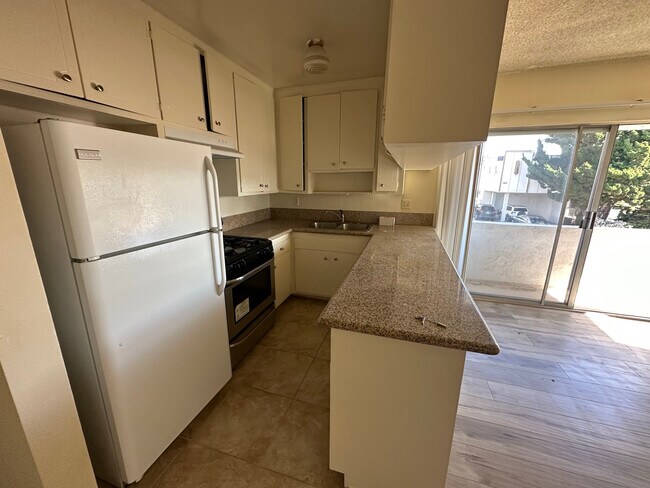 Foto del edificio - 1605 Barry Ave