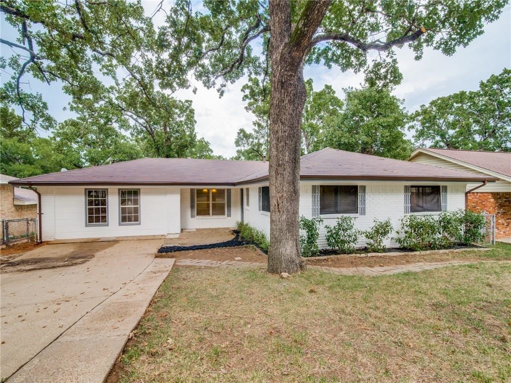 Primary Photo - 164 Circle Dr