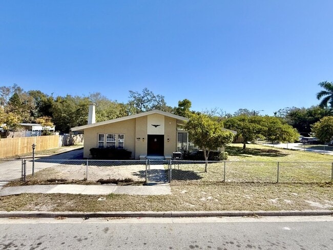 Foto del edificio - 1013 23rd St W