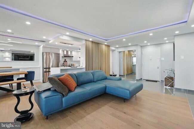 Foto del edificio - 309 Yoakum Pkwy