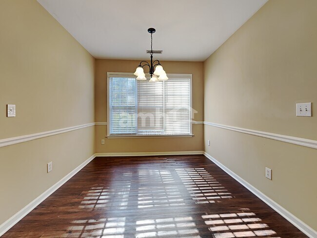 Foto del edificio - 2661 Wynbrook Drive