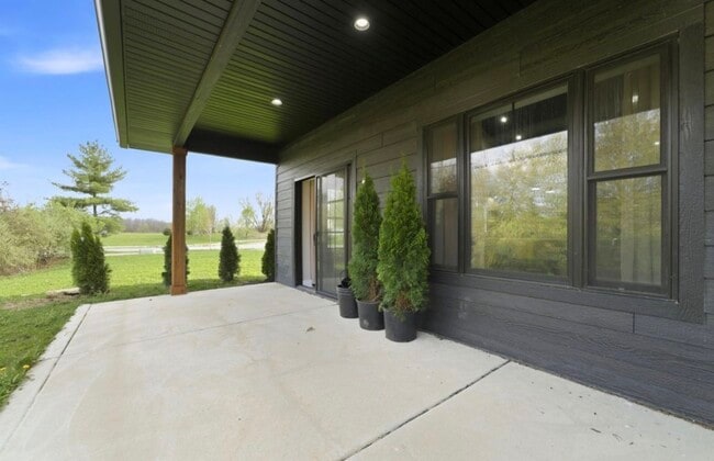 back porch - 331 Cherryhill St