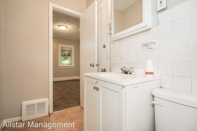 Building Photo - 2 br, 1 bath House - 2130 Quail St, DN