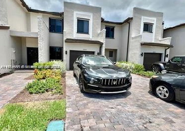 Foto principal - 20630 NE 5th Pl