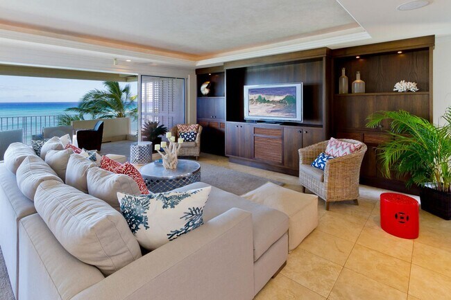 Building Photo - 3019 Kalakaua Avenue #5
