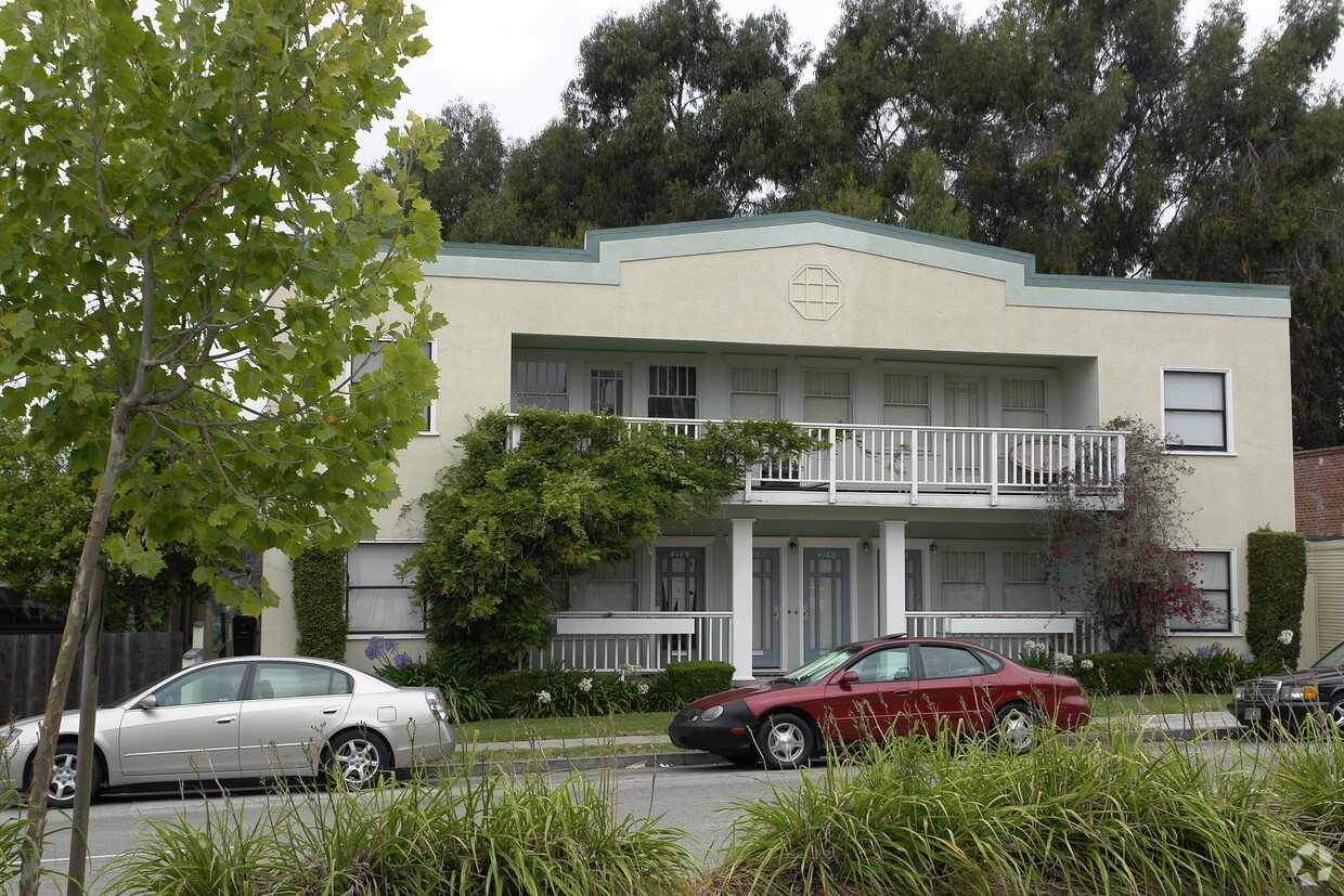 Foto principal - 4179-4185 Park Blvd