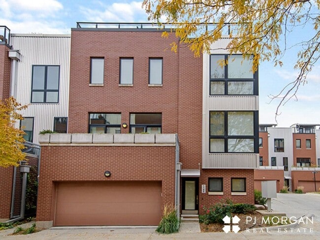 Photo - 1145 Mayberry Plaza House