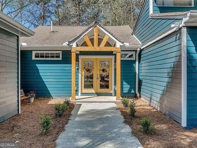 Foto del edificio - 895 Frank Kirk Rd