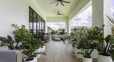 Building Photo - 7301 Lake Bank Lp