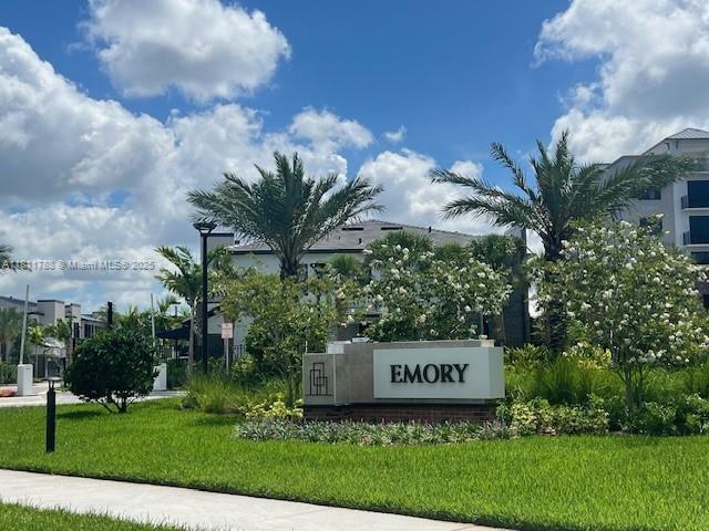 Foto del edificio - 8362 NW 7th Pl