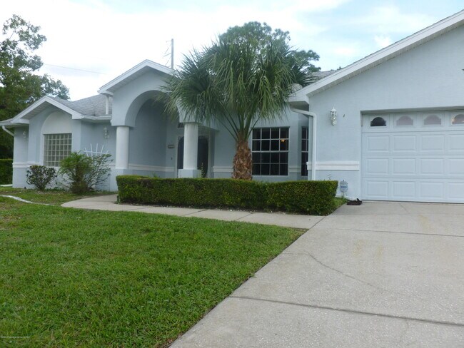 Building Photo - 3041 Tiffany Ct