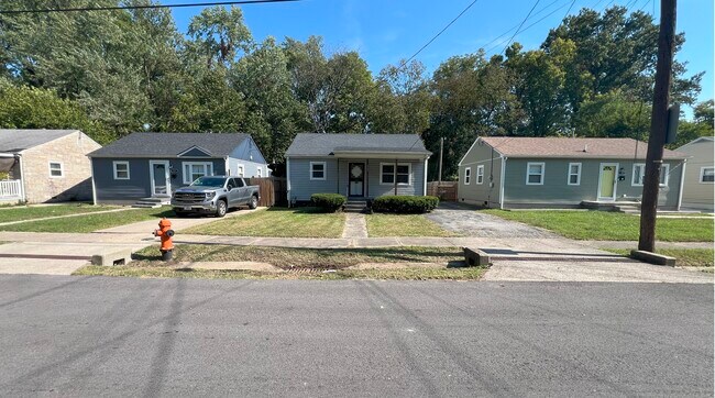 Building Photo - 307 N 36th St