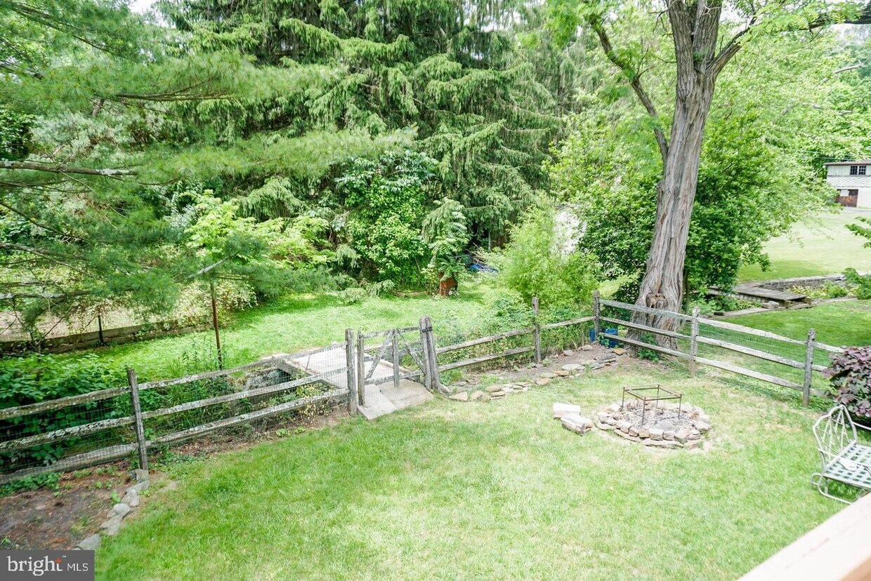 26 Main St, Schwenksville, PA 19473 House for Rent in Schwenksville