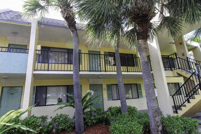 Foto del edificio - 1536 Meadows Cir W