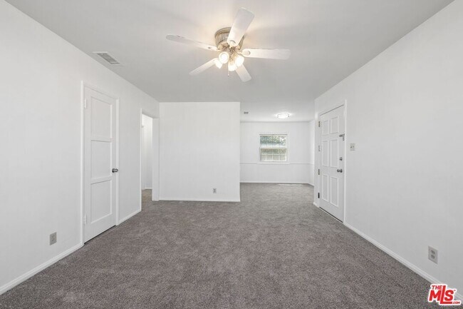Foto del edificio - 2122 W 102nd St