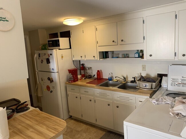 Foto del edificio - 3811 Greenleaf St