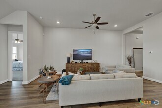 Building Photo - 2078 Inkberry Dr