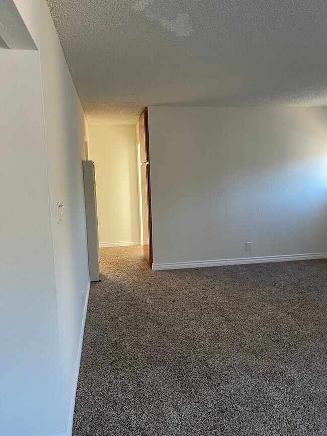 Foto del edificio - 742 E 87th St