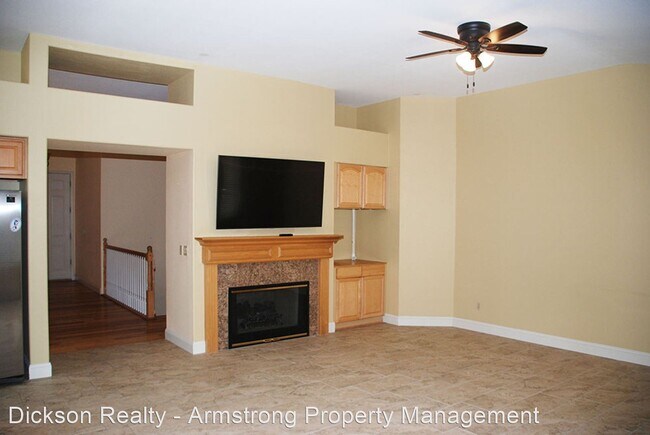 Foto del edificio - 5 br, 2.5 bath House - 4863 Elkcreek Trail
