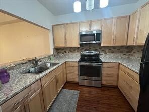 Building Photo - 2803 Kings Crossing Dr