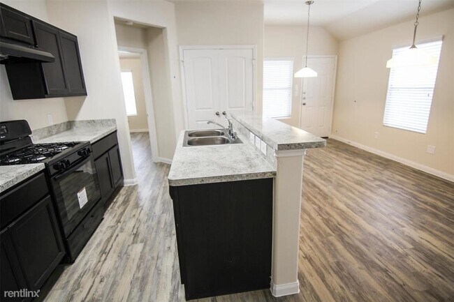 Foto del edificio - 3 br, 2 bath House - 19430 Dry Canyon Ct