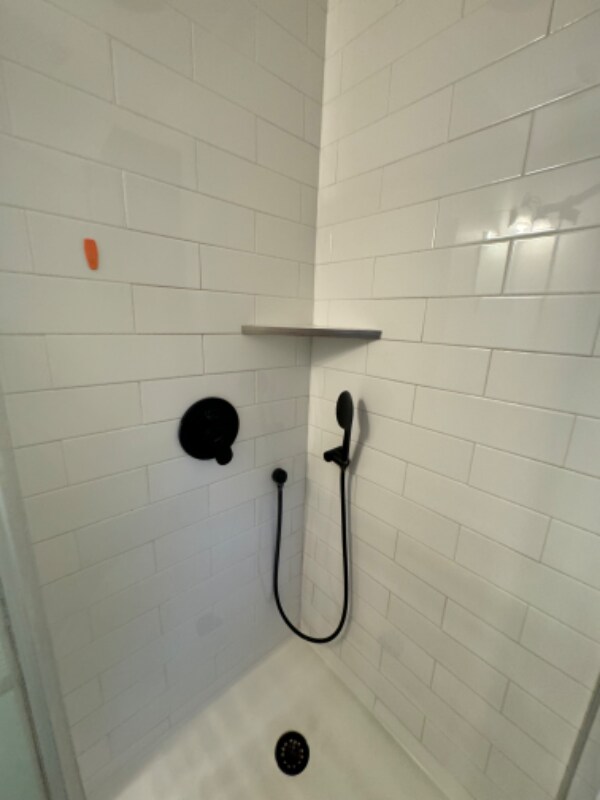 Foto del edificio - 1302 Blueridge Pkwy