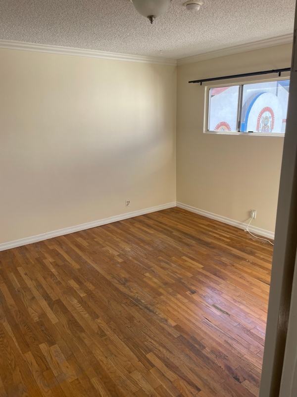 Foto del edificio - 5853 Virginia Ave