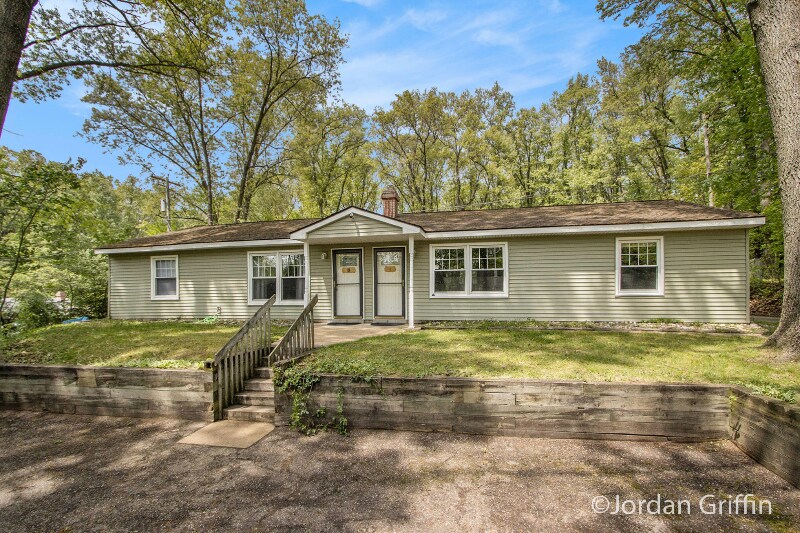 3555 W B Ave, Plainwell, MI 49080 House Rental in Plainwell, MI