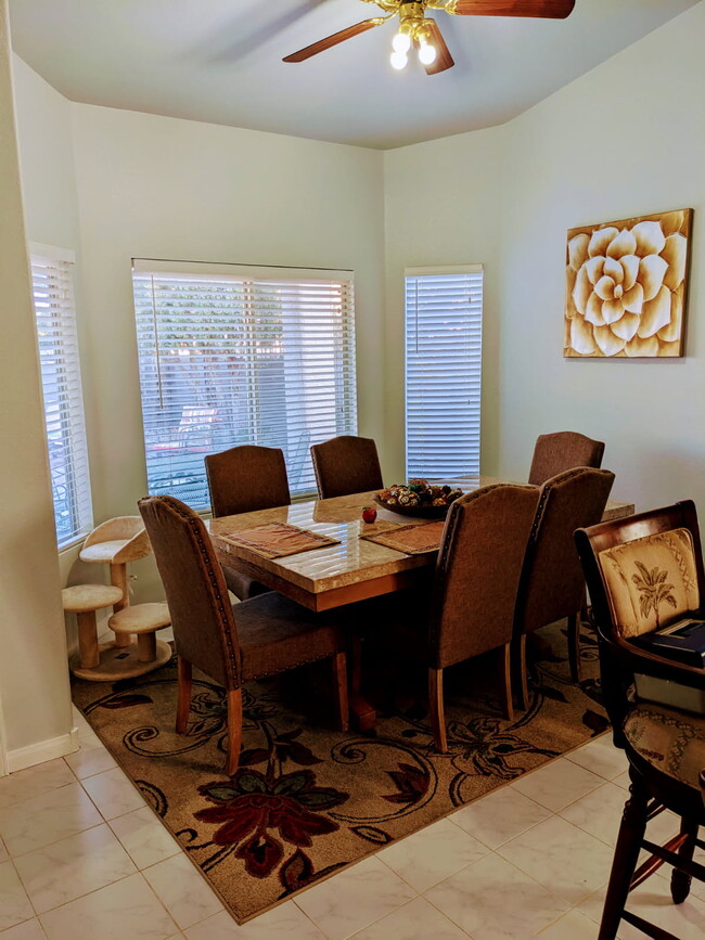 Building Photo - 3970 Equinox Ct