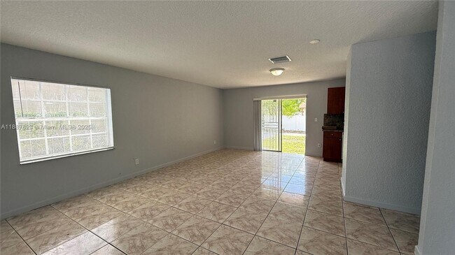 Building Photo - 2740 NW 9th St