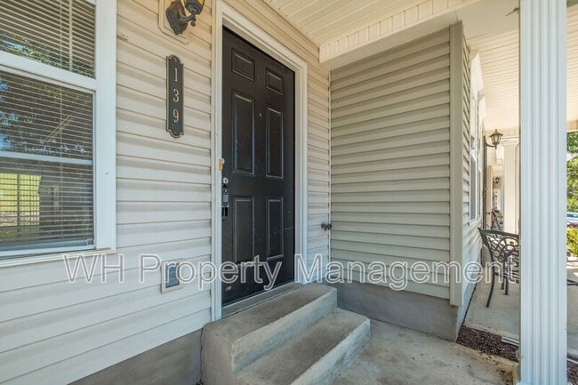 Foto del edificio - 1382 Rural Hill Rd