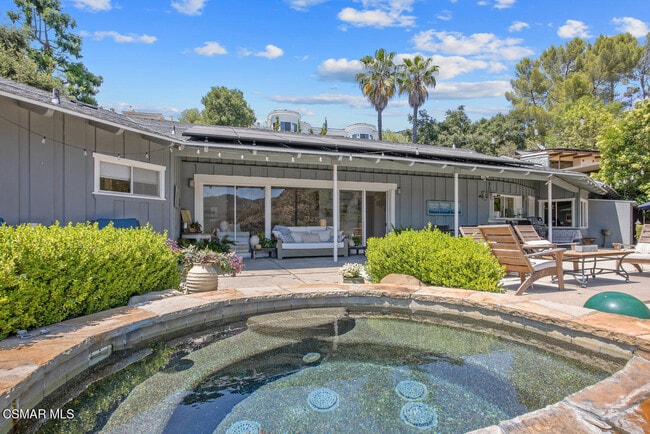 Building Photo - 498 Lake Sherwood Dr