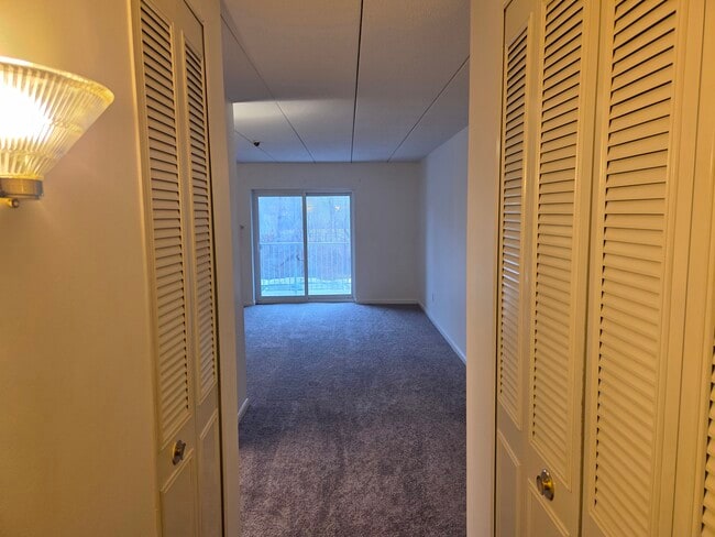 Building Photo - 50 Webster St