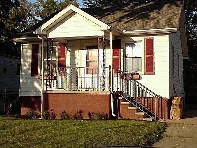 Foto principal - 27344 Hales St
