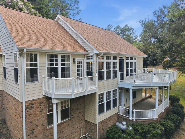 Building Photo - 108 Clay Cir
