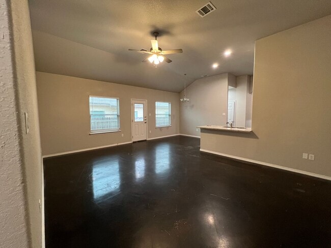 Foto del edificio - Luxury 3/2 Duplex in Seguin, Texas