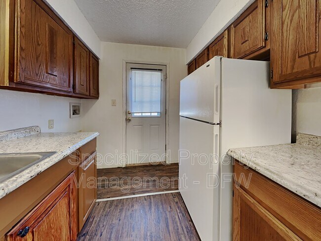 Foto del edificio - 501 Byron St