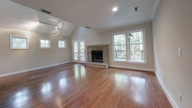 Foto del edificio - Hickory Woods Subdivision