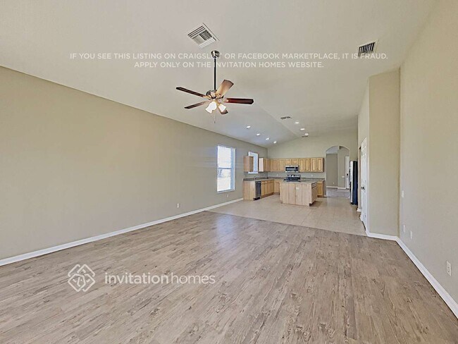Foto del edificio - 5845 100th Ave E