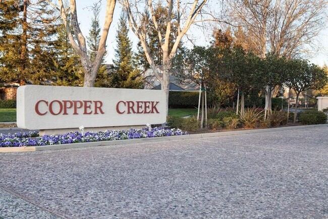 Building Photo - Modesto Copper Creek Gated Community Beaut...