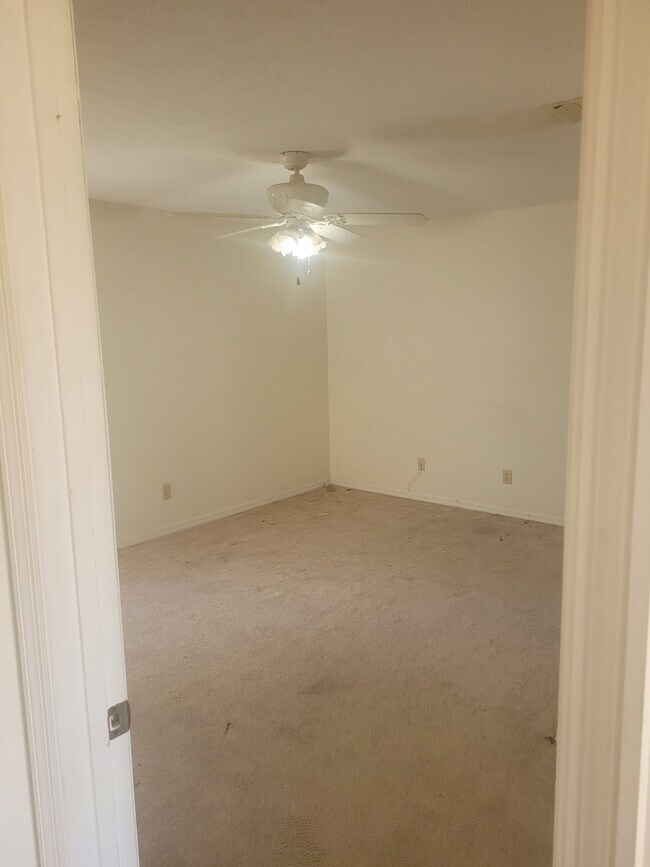 Foto del edificio - 11851 Illinois St