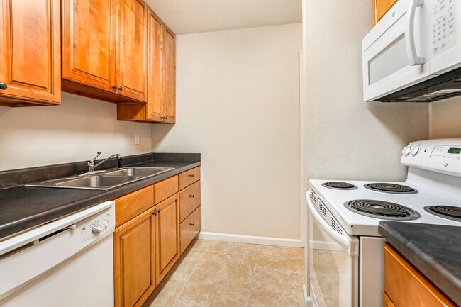 718 Cocina - Sailboat Bay