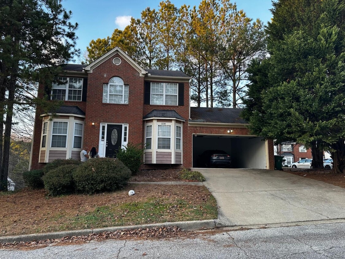 Photo - 1138 School Side Dr (Lithonia, GA)