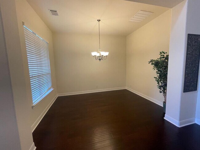 Building Photo - 3903 Birch Vale Ln